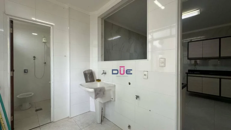 Imagem Apartamento com 3 dormitórios à venda, 132 m² por R$ 910.000 - Pompéia - Santos/SP