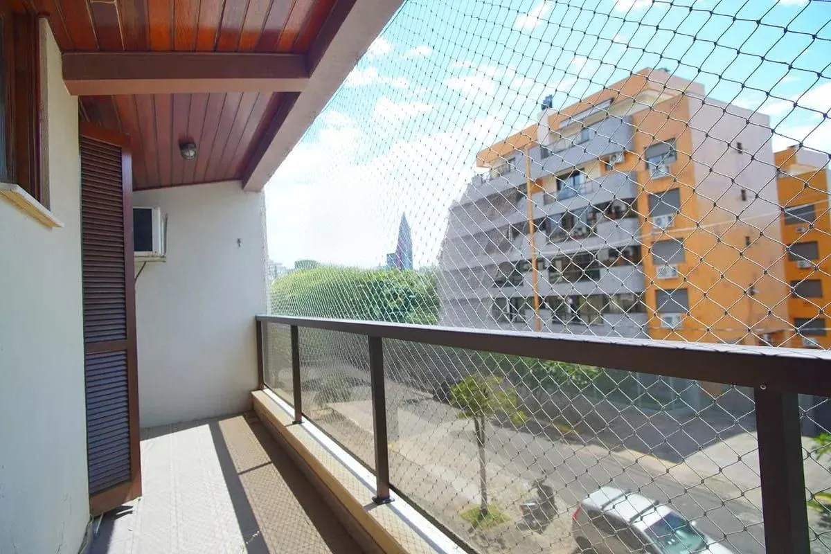 Imagem Apartamento de 3 dormitórios à venda em Petrópolis - Porto Alegre