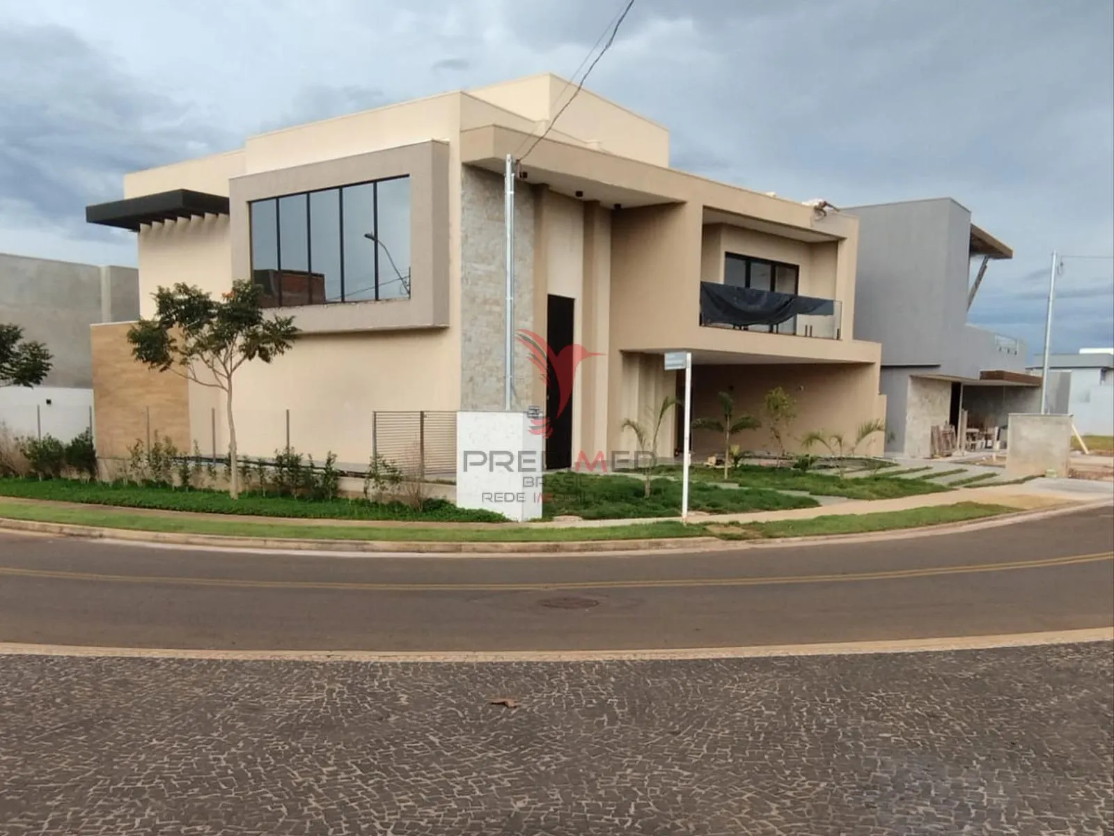 Foto do imóvel SOBRADO DE ALTO PADRÃO | TERRAS ALPHAVILLE | ANÁPOLIS-GO | R$ 1.790.000 em Alameda Quina do Campo, 1 - Alameda Quina Do Campo, Anápolis - GO