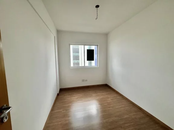 Imagem Apartamento para Venda em São José dos Pinhais, Centro, 3 dormitórios, 1 suíte, 2 banheiros, 2 vagas