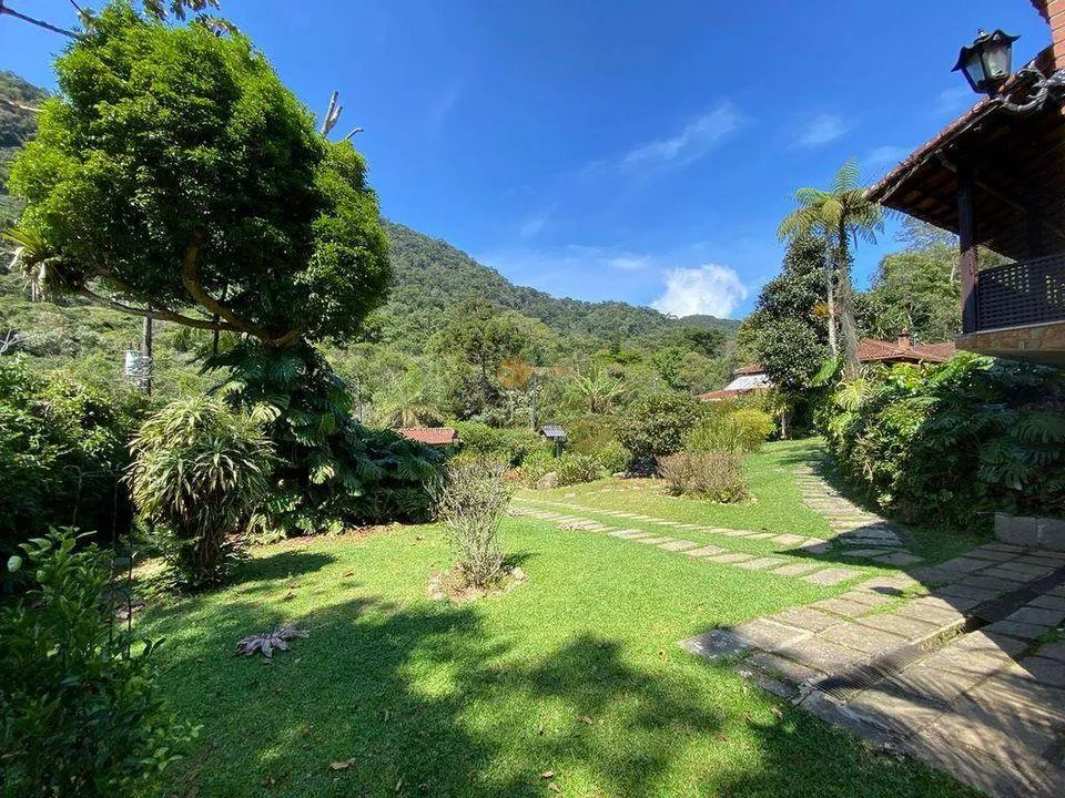 Imagem Casa para Venda em Teresópolis / RJ no bairro Granja Guarani