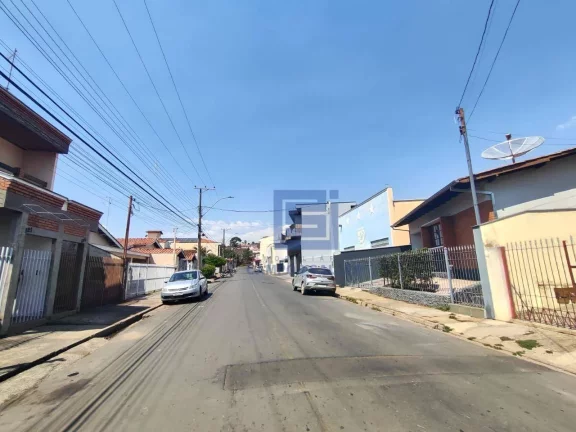 Imagem Casa com 4 dormitórios para alugar por R$ 3.300,00/mês - Jardim Teixeira - Socorro/SP