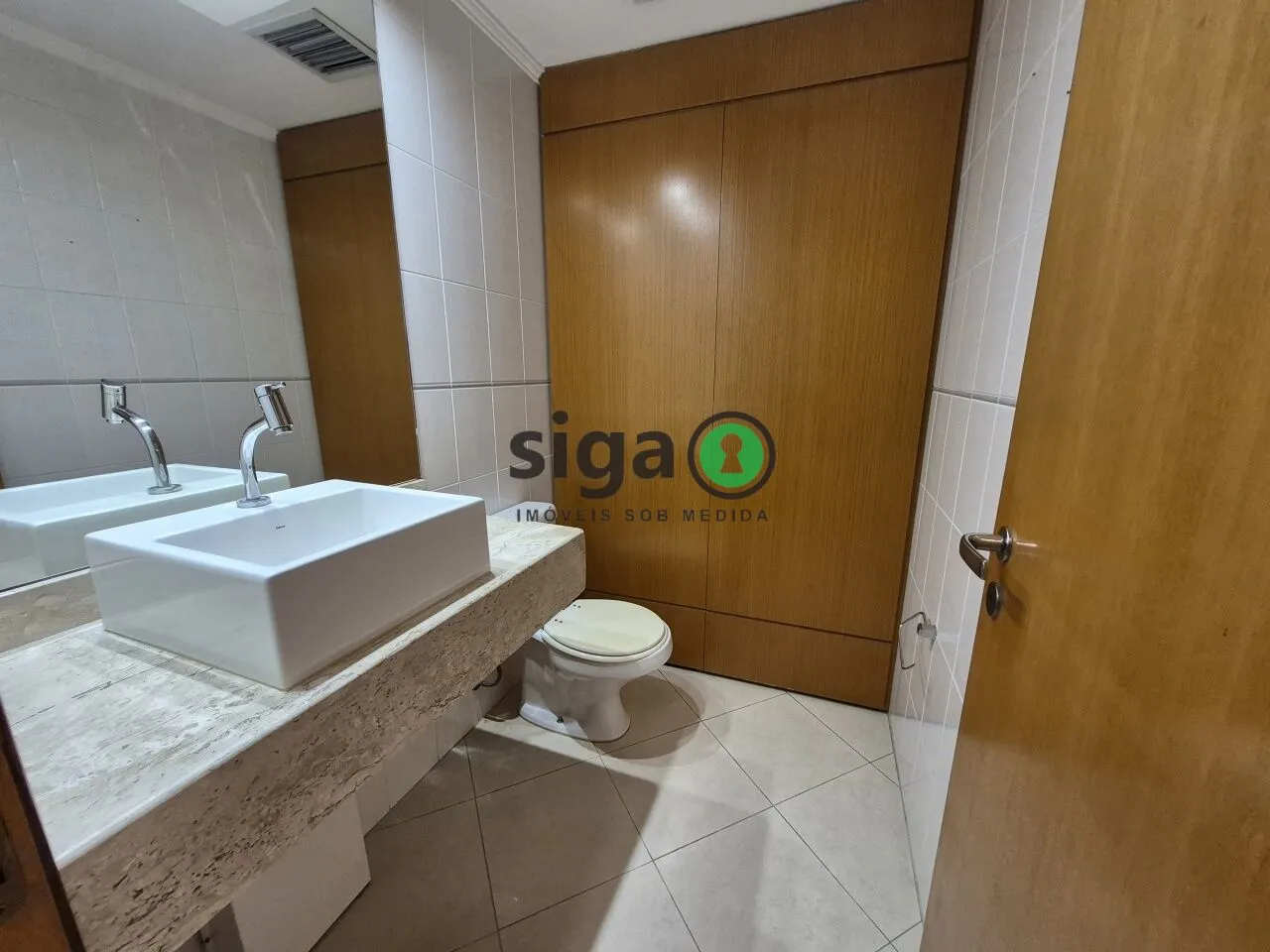 Imagem Apartamento à Venda com 3 Quartos na Chacara Santo Antônio