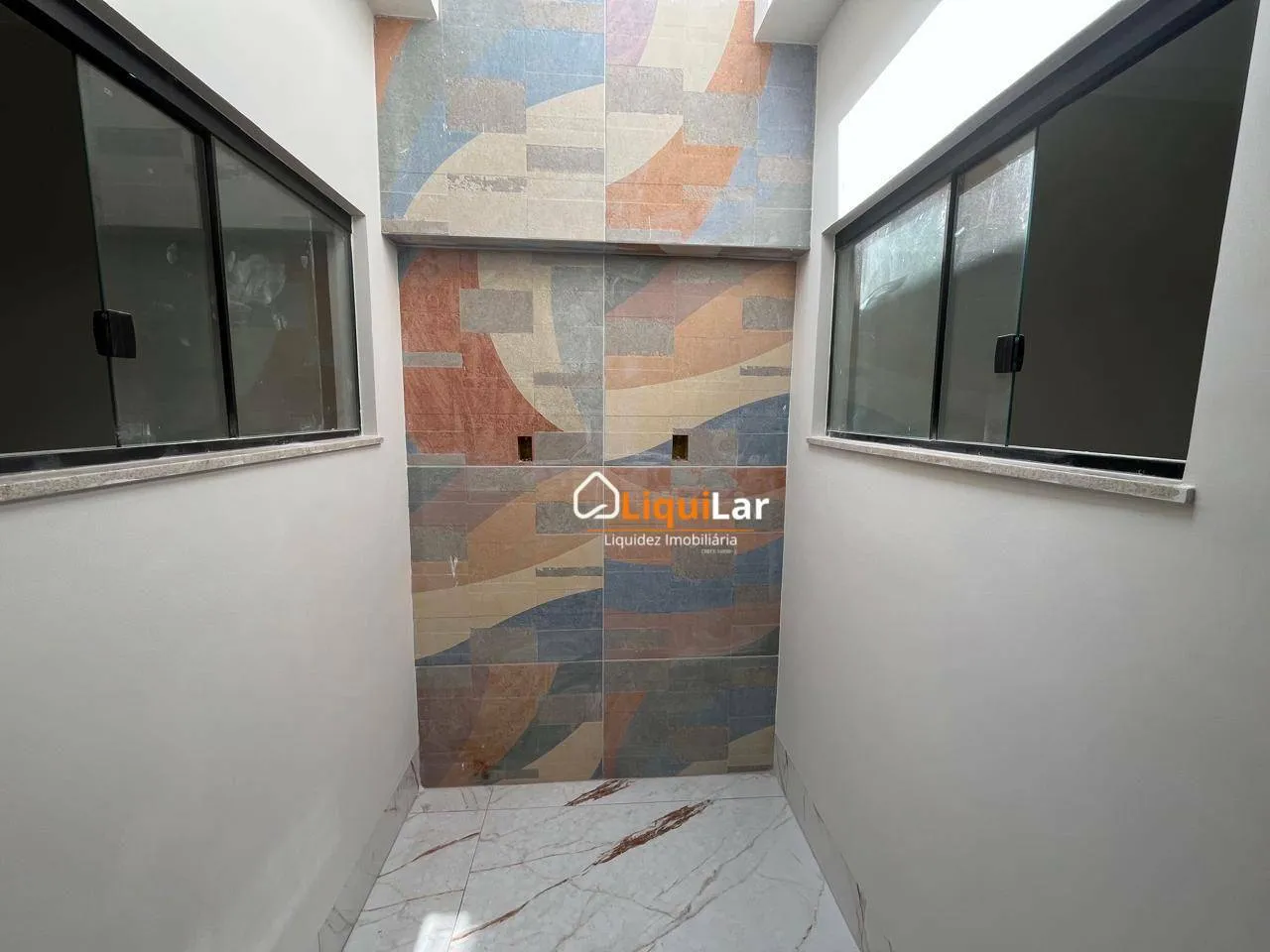 Imagem : Casa Nova à Venda na Vila Carlota com 2 Suítes e Piscina