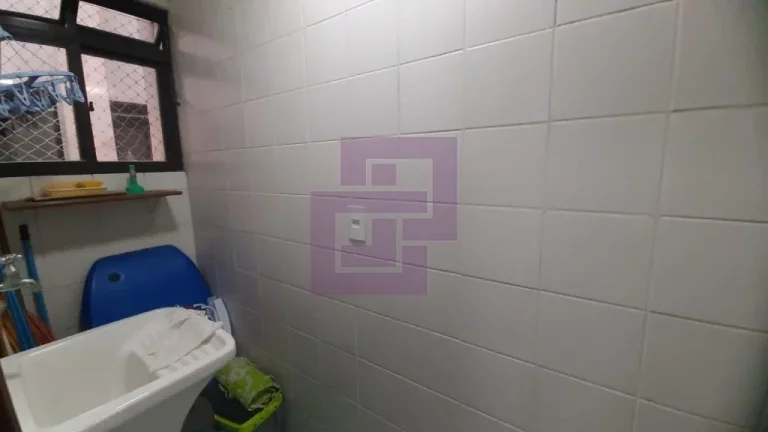 Imagem Otimo Apartamento. 700mtrs da praia. Enseada.