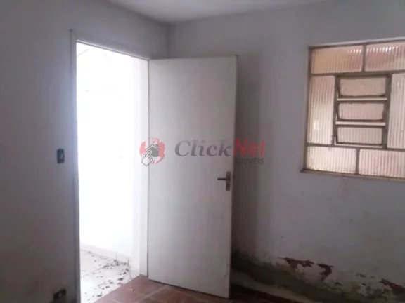 Imagem Sobrado para Venda no bairro Jardim Stella , Santo André com ampla área de quintal ( Comporta prédio de pequeno porte)