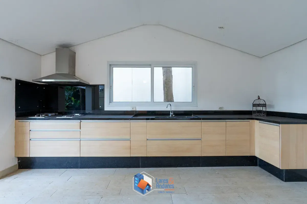 Imagem Casa no condomínio Condominio Le Vert para venda com 4 quartos, sendo 4 suítes, 353m²