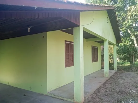 Imagem Preço de oportunidade! Casa com 130m², cond. fechado as margens da RS0