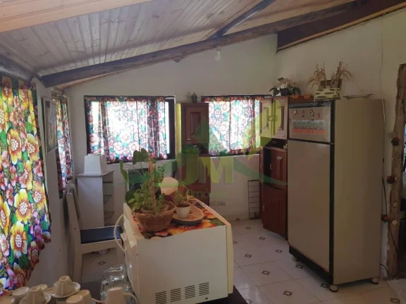 Imagem Linda Chácara em Piracaia: 1600m², Piscina, Lago, Poço, e Mais!