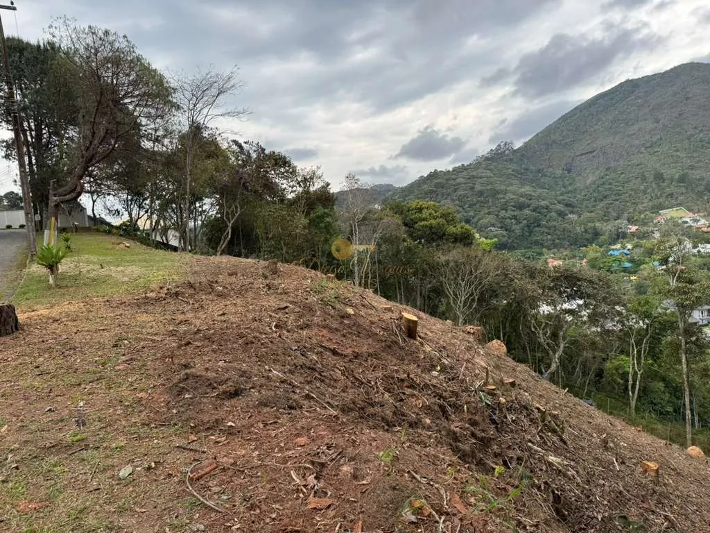 Imagem Terreno em Condomínio para Venda em Teresópolis / RJ no bairro Green Valleiy
