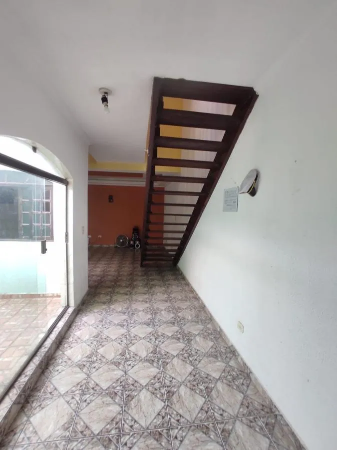 Imagem Sobrado para Venda em Santo André / SP no bairro Parque Novo Oratório