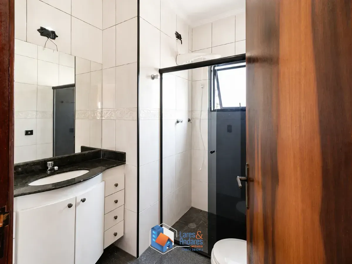 Imagem Sobrado para venda em Jardim São José (Zona Norte) com 3 quartos, sendo 1 suíte, 110m²