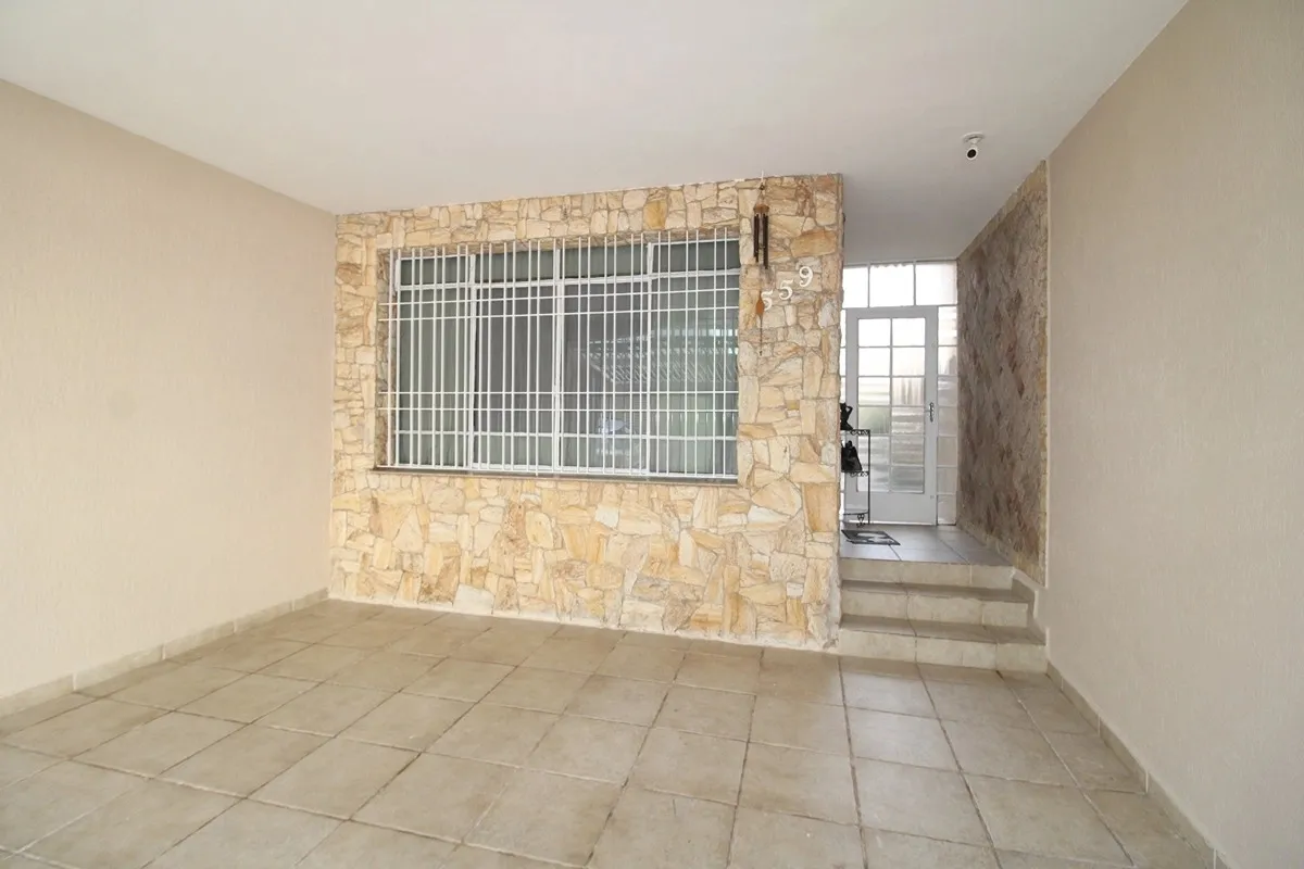 Foto do imóvel Casa à Venda - Recém-Reformada e Completa