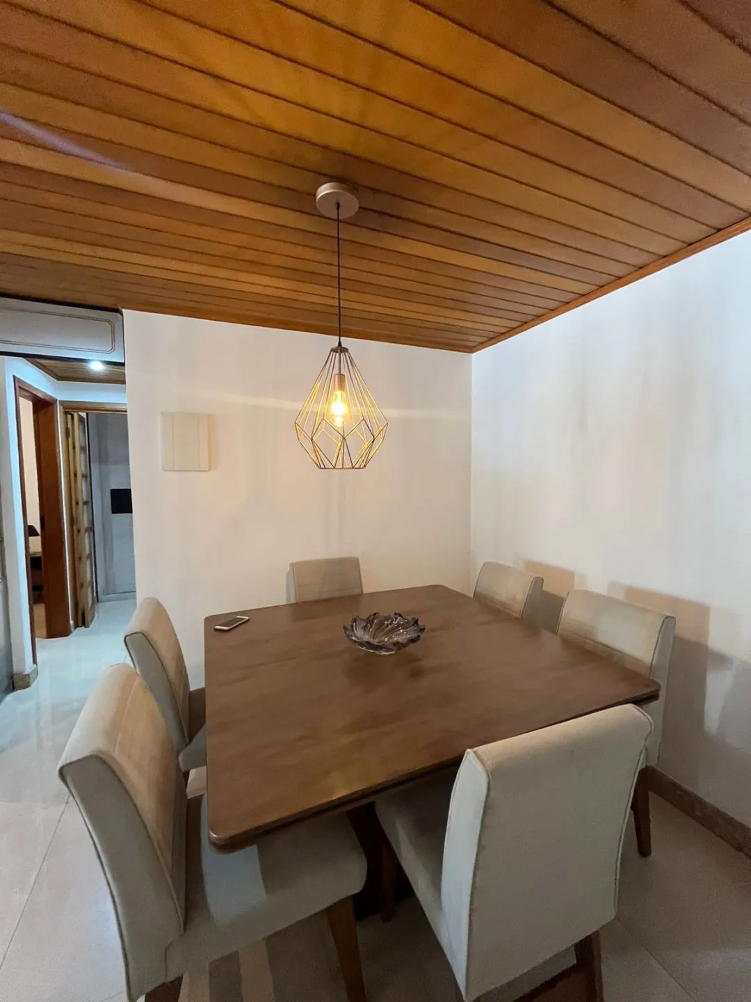 Imagem Venda de casa mobiliada com churrasqueira e lareira - no bairro Jardim Betania Cachoeirinha