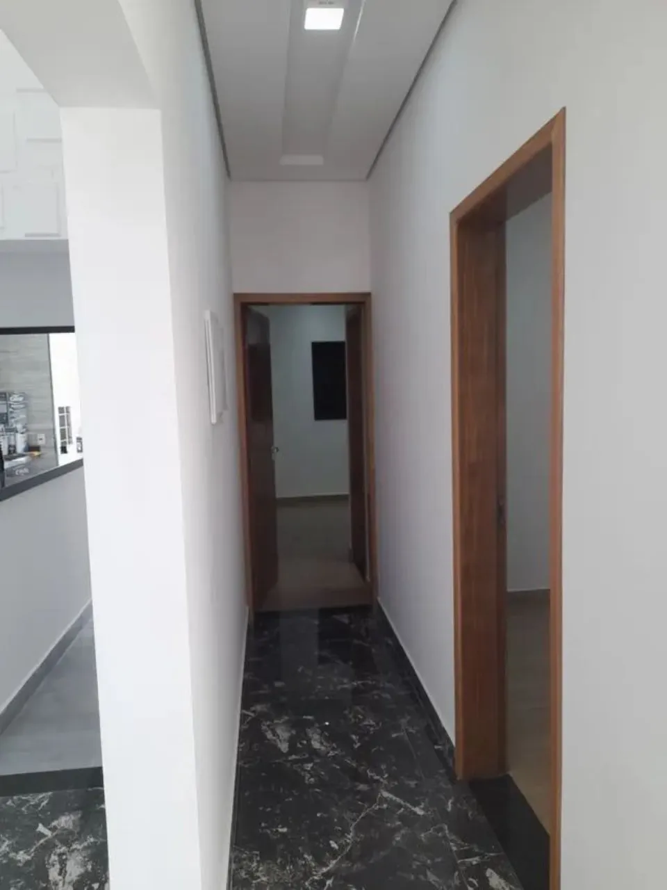 Imagem Casa em Condomínio à Venda em Sorocaba-SP, Bairro Horto Florestal: 3 Quartos, 1 Suíte, 1 Sala, 2 Banheiros, 2 Vagas, 110m².