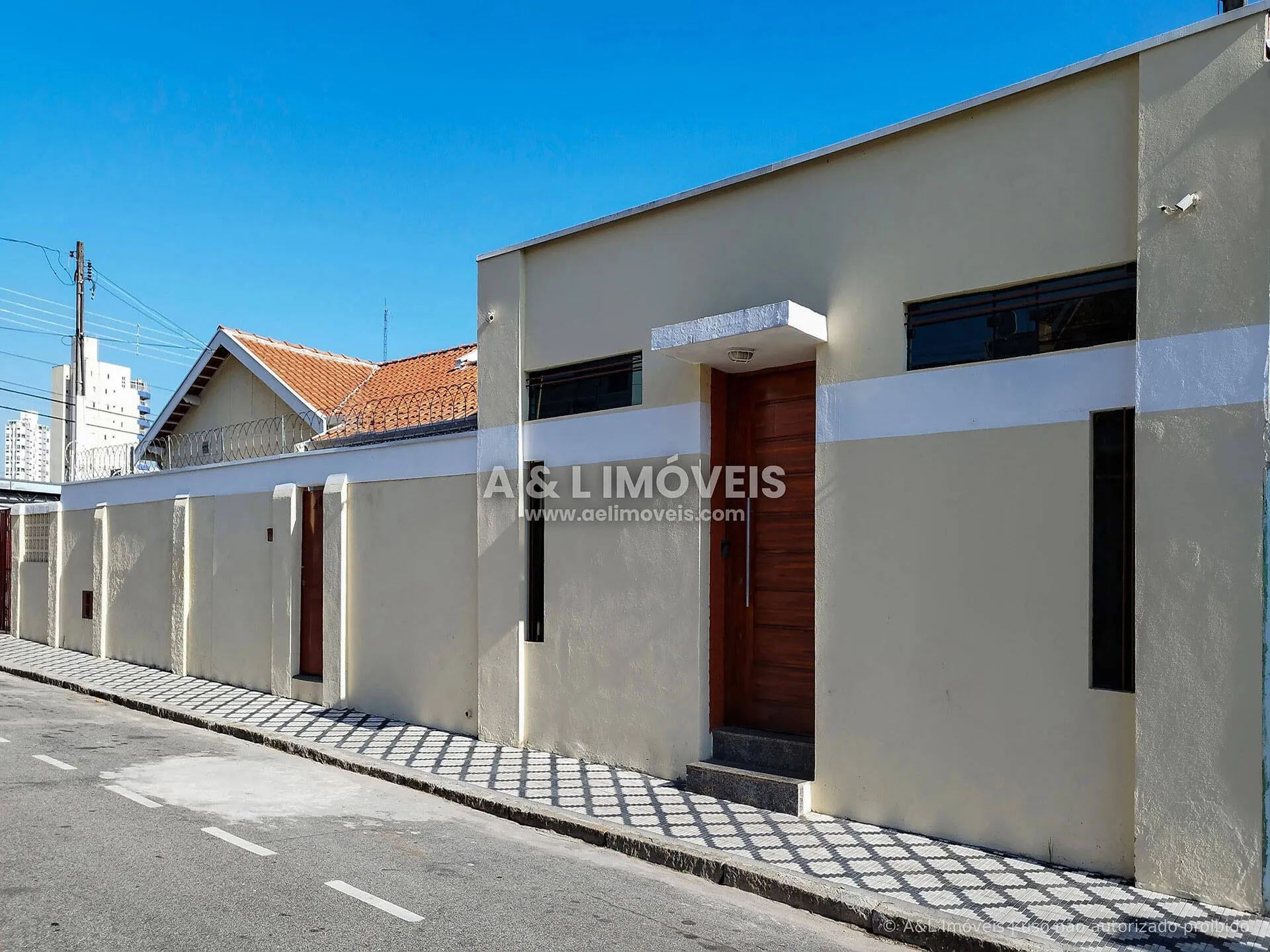 Imagem Ponto comercial à venda no Centro de Taubaté com 11 salas