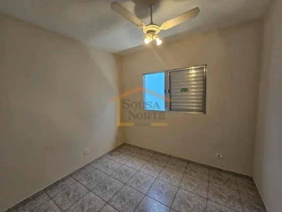 Imagem Sobrado de 160 m² com 3 dormitórios, sendo 1 suíte e 2 quartos no corredor, além de 1 banheiro n...