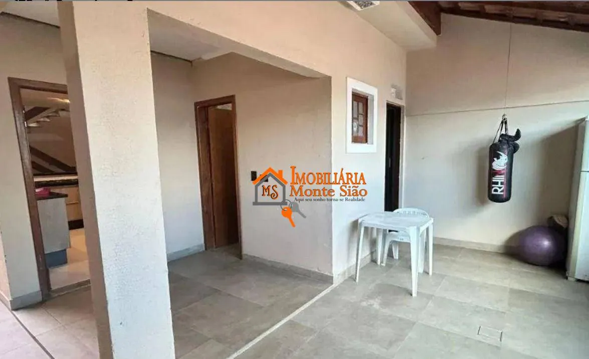 Imagem Sobrado com 3 dormitórios à venda, 178 m² por R$ 900.000 - Jardim Barbosa - Guarulhos/SP