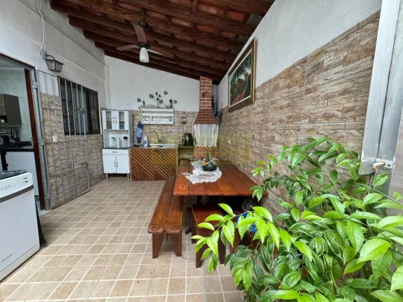 Imagem SOBRADO COM 2 SUITES 3 BANHEIROS A VENDA NA PRAINHA
