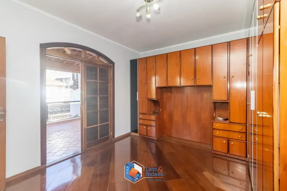 Imagem Sobrado para venda em Vila Amália (Zona Norte) com 3 quartos, sendo 1 suíte, 130m²