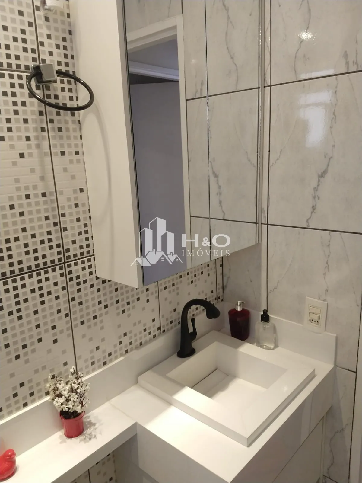 Imagem Apartamento 2 dormitórios à venda/aluguel - Próximo ao Metrô Guilhermina Esperança