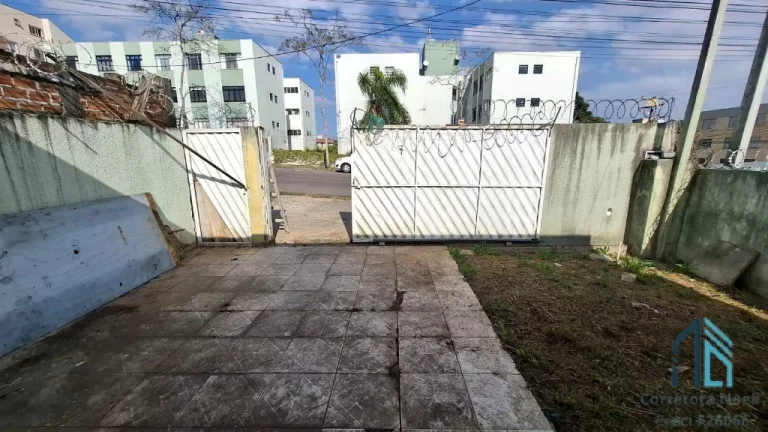 Imagem TERRENO A VENDA, 8m2 de frente, 02 quartos, no Tingui em Curitiba PR
