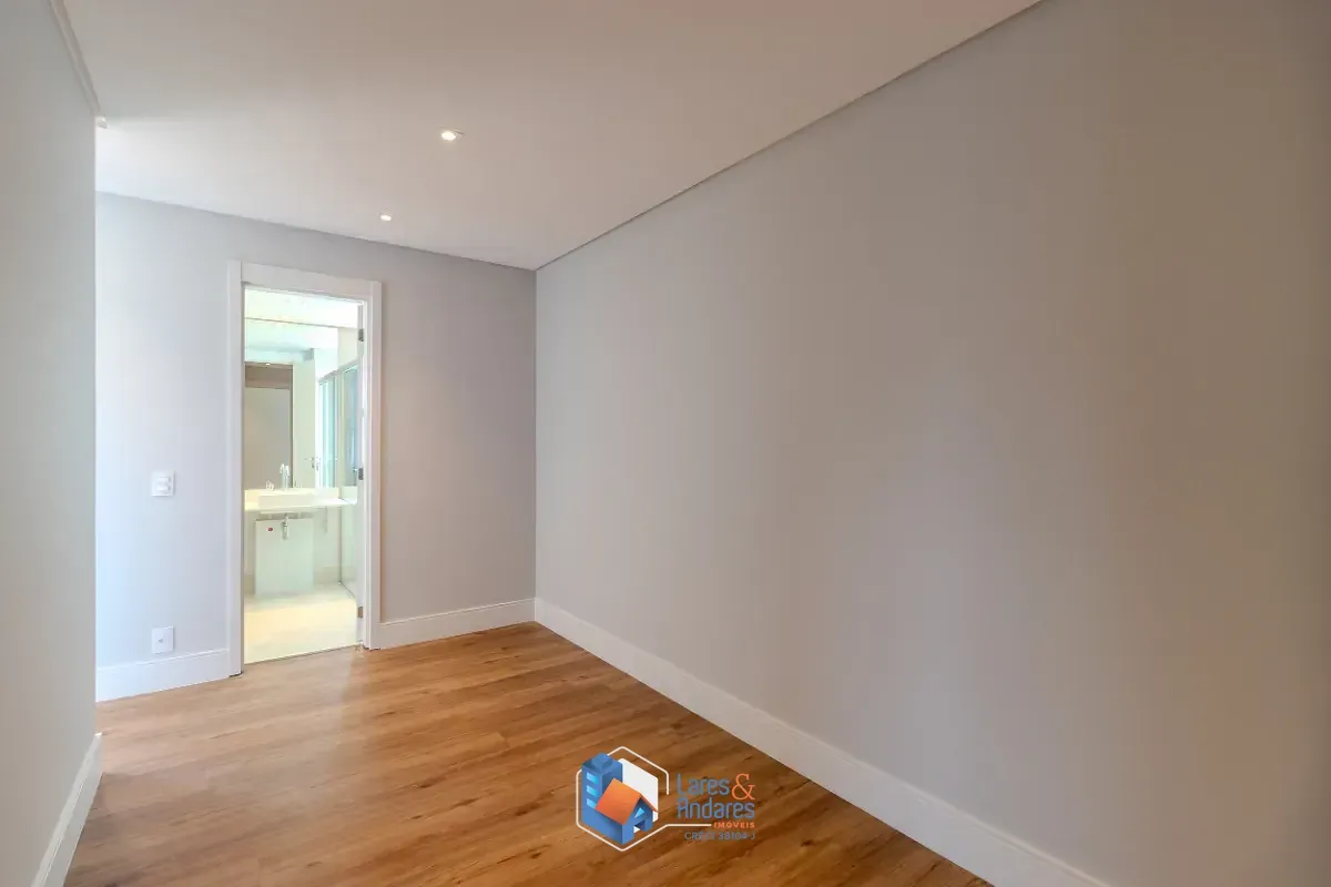 Imagem Apartamento para venda em Moema com 3 quartos, sendo 3 suítes, 149m²