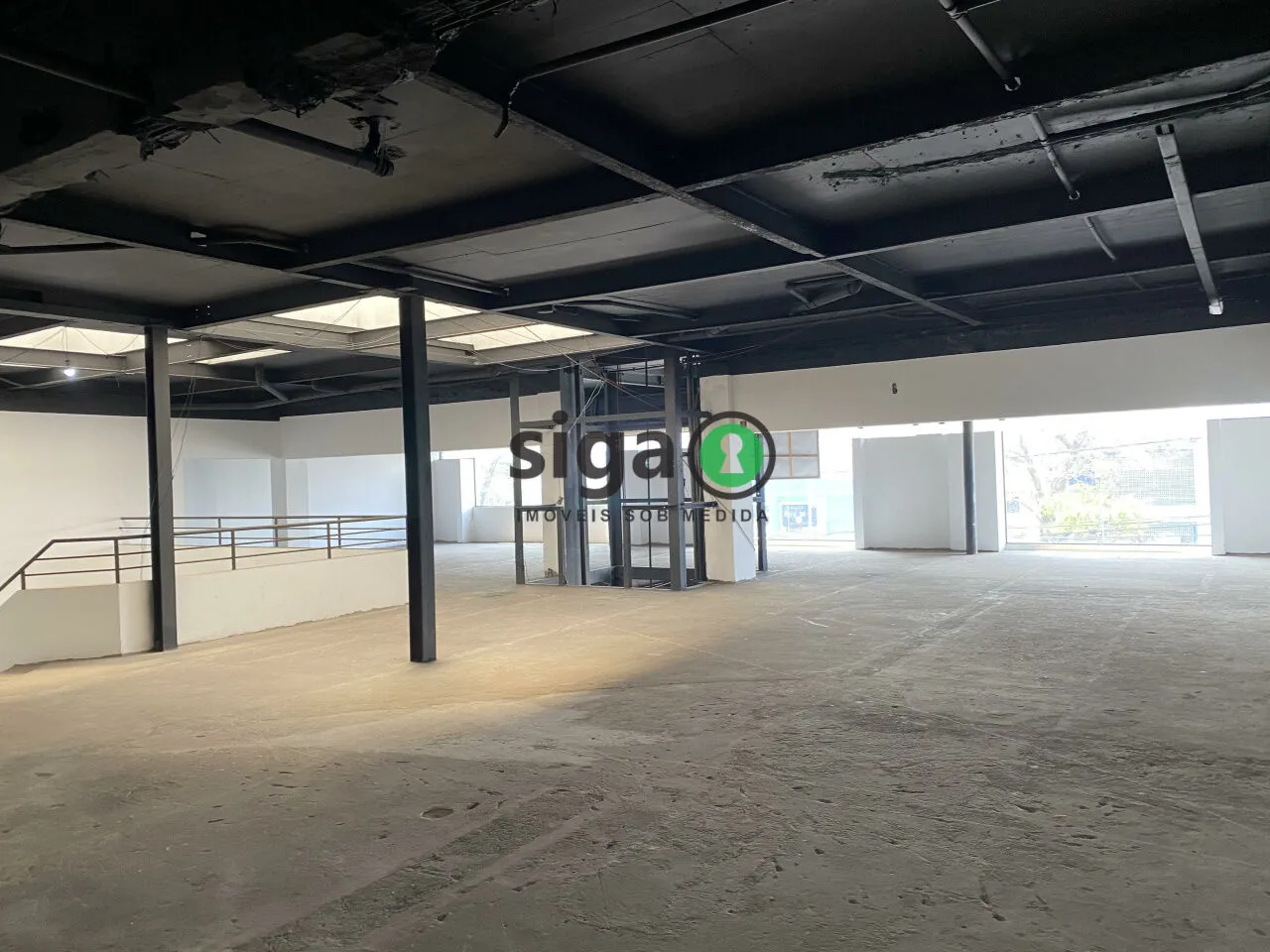 Imagem GALPAO 945m² PARA VENDA E LOCAÇÃO NA AV IBIRAPUERA 400 METROS DO SHOPPING IBIRAPUERA