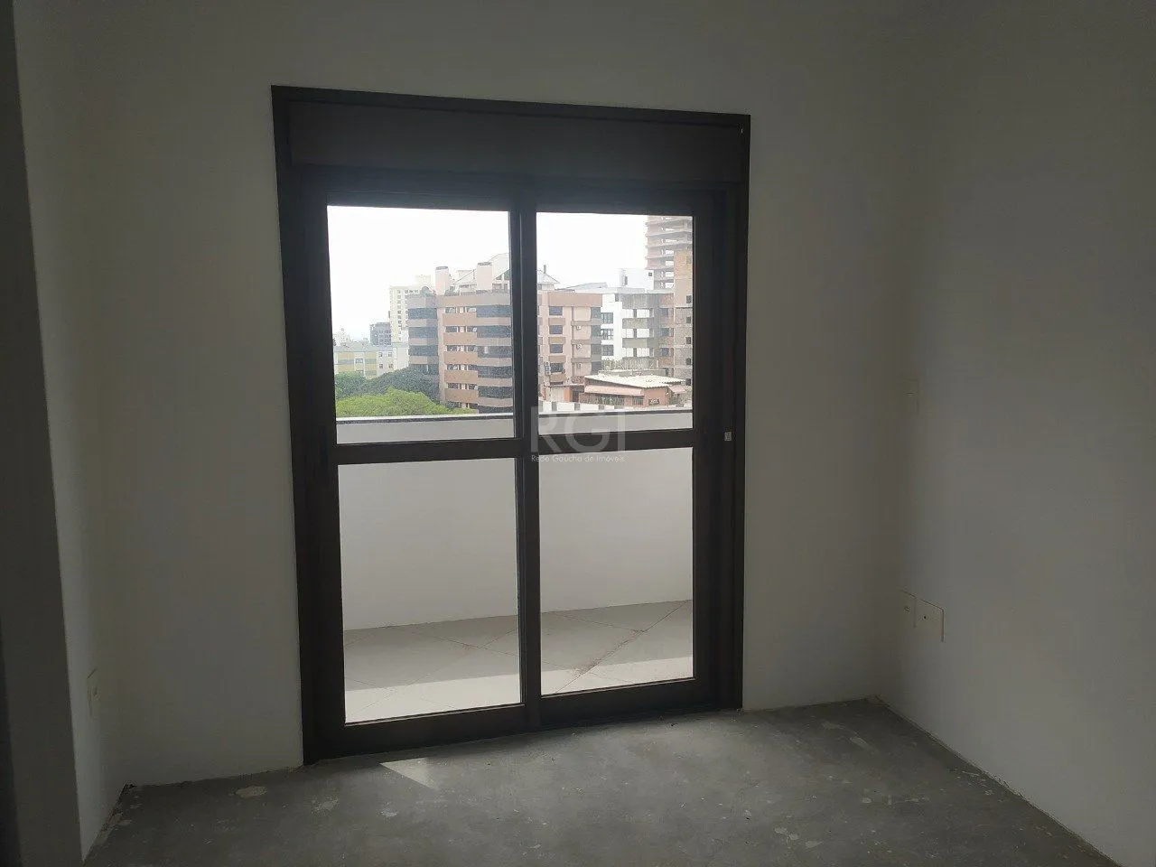 Imagem Apartamento para Venda - 119.65m², 3 dormitórios, sendo 1 suites, 2 vagas - Petrópolis