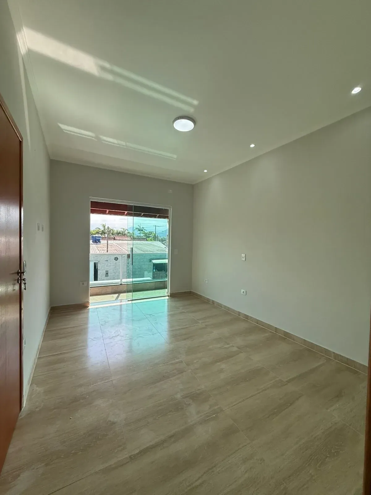 Imagem Sobrado com 3 Quartos à Venda, 119 m² em Vila Atlântica - Mongaguá