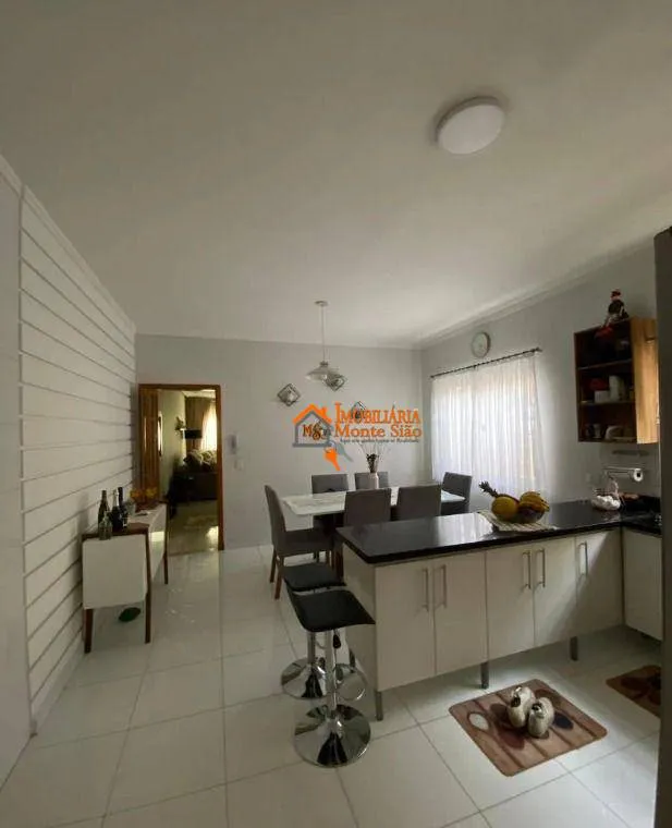 Imagem Sobrado com 3 dormitórios à venda, 120 m² por R$ 1.200.000 - Jardim Santa Mena - Guarulhos/SP
