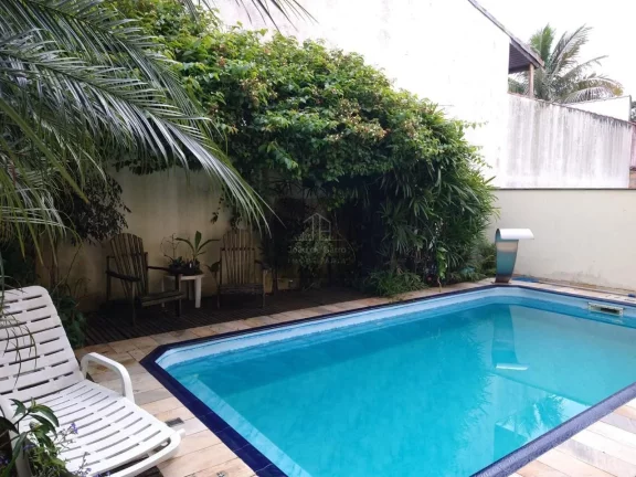 Imagem Casa com 4 dormitórios à venda, 217 m² por R$ 1.500.000,00 - Parque Residencial Itapeti - Mogi das C