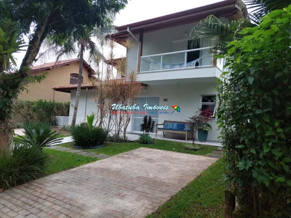 Imagem Excelente casa em condomínio fechado com 04 dormitórios