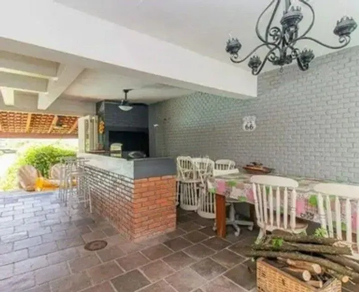 Imagem Casa 3d com suíte, bairro três figueira