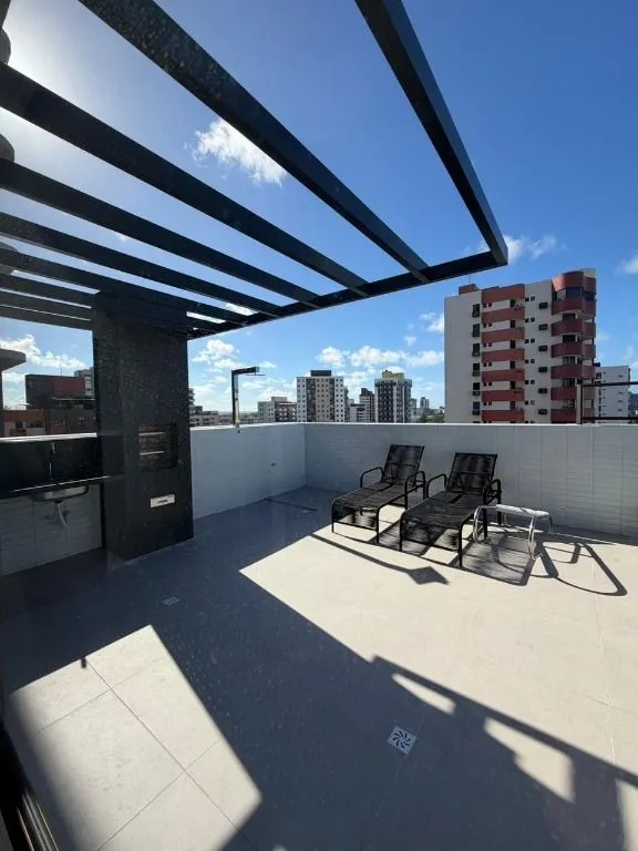 Imagem Cobertura duplex em Intermares, com piscina privativa, área gourmet, 2 quartos e 2 vagas, a apenas 300m da praia.