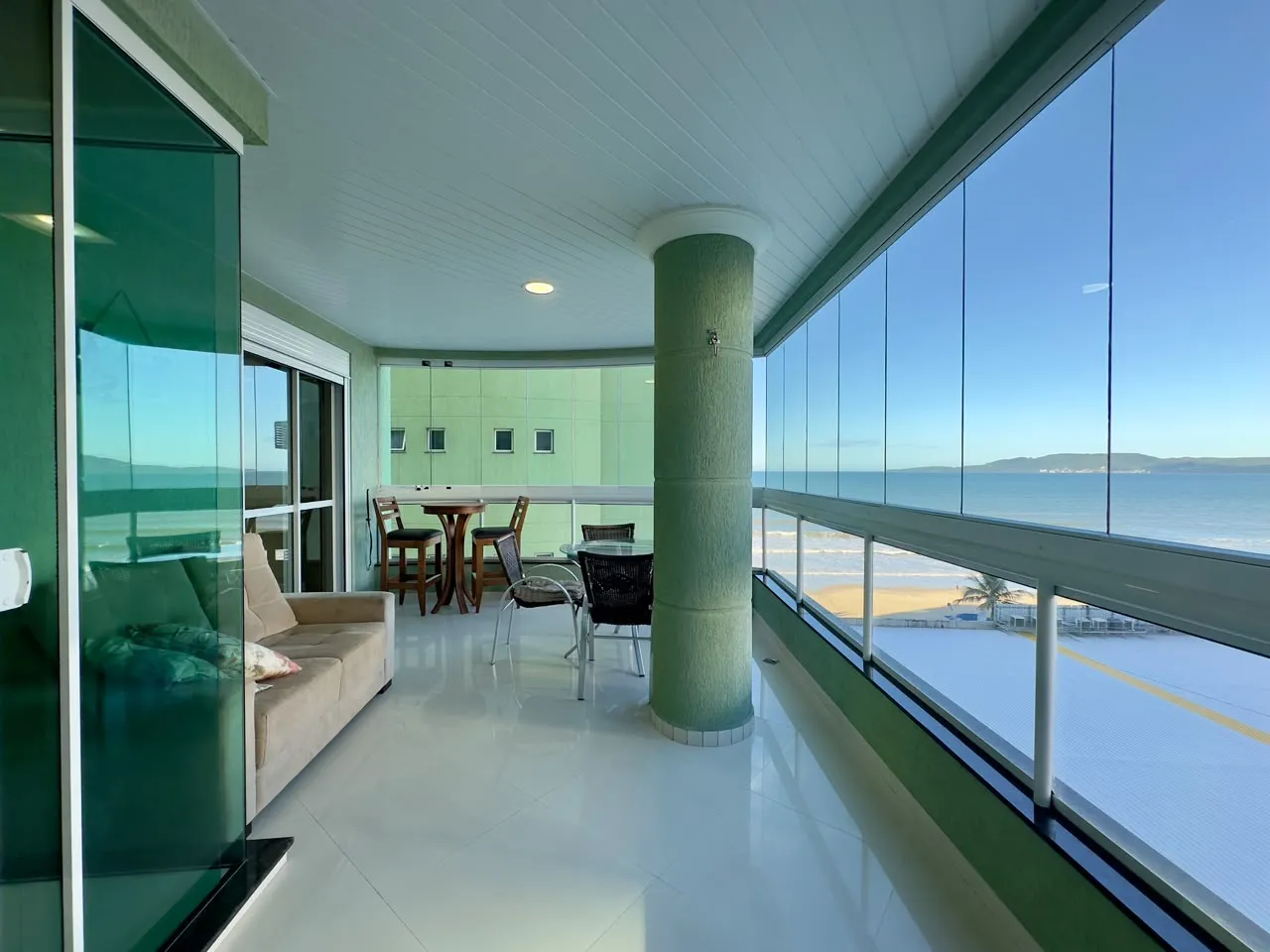 Imagem Apartamento à venda com 130m2 por R$ 2.100.000,00