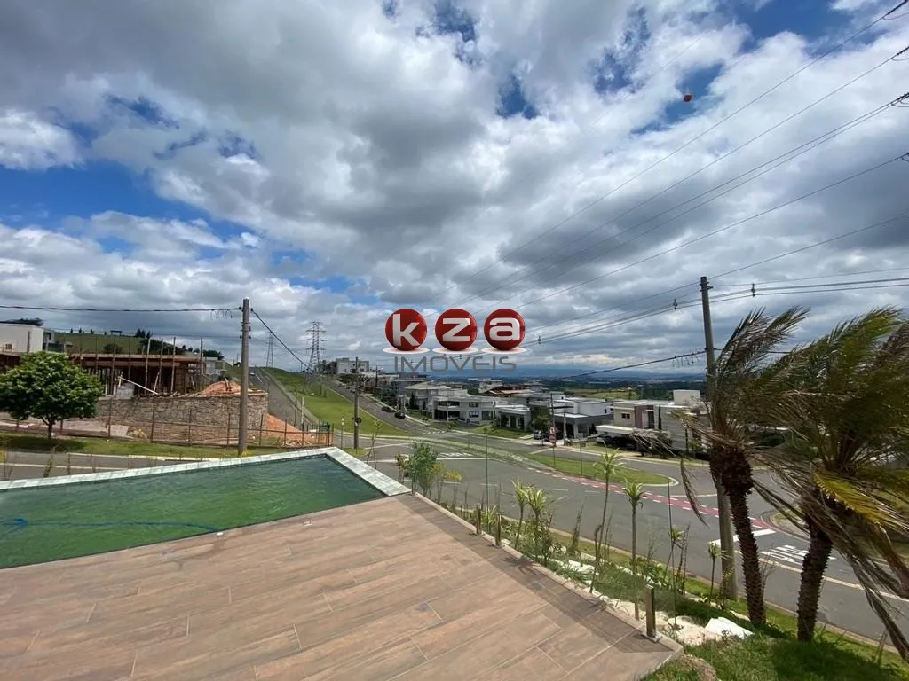 Imagem Casa de Luxo em Condomínio Campo de Toscana, Vinhedo-SP: 4 Quartos, 4 Suítes, 3 Salas, 6 Banheiros, 6 Vagas, 328m². Venda ou Locação.