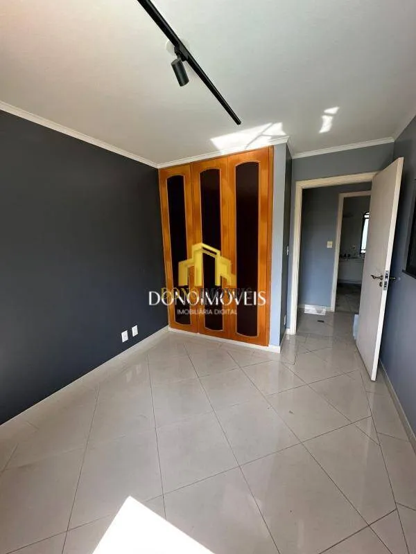 Imagem Casa de alto padrão composta por duas casas independentes