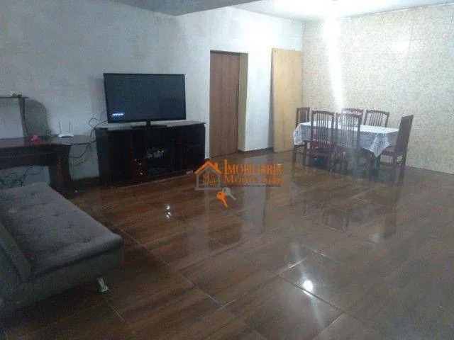 Imagem Casa com 3 dormitórios à venda, 900 m² por R$ 742.000,00 - Água Azul - Guarulhos/SP