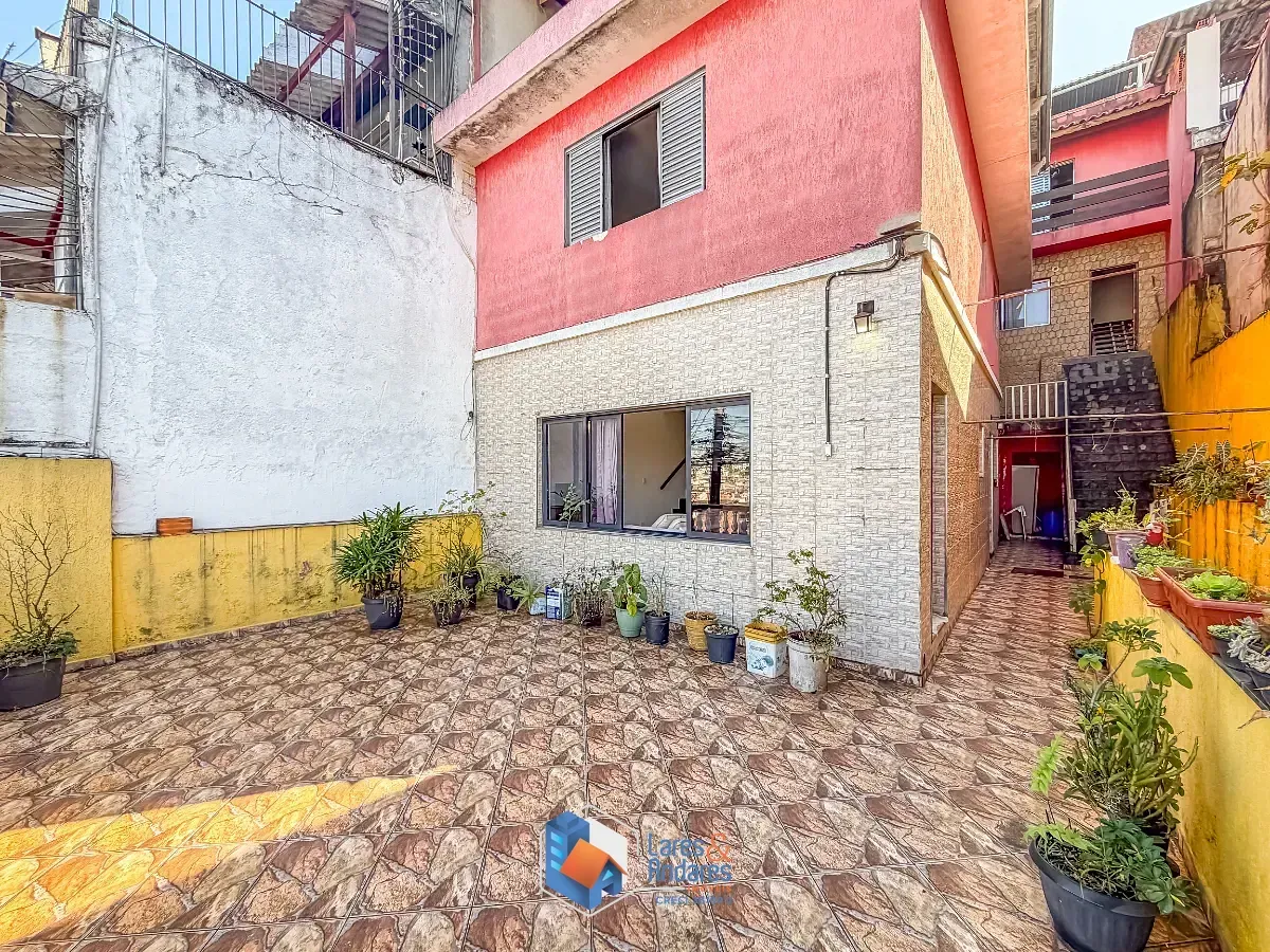 Imagem Sobrado para venda em Vila Itaberaba com 5 quartos, sendo 1 suíte, 220m²