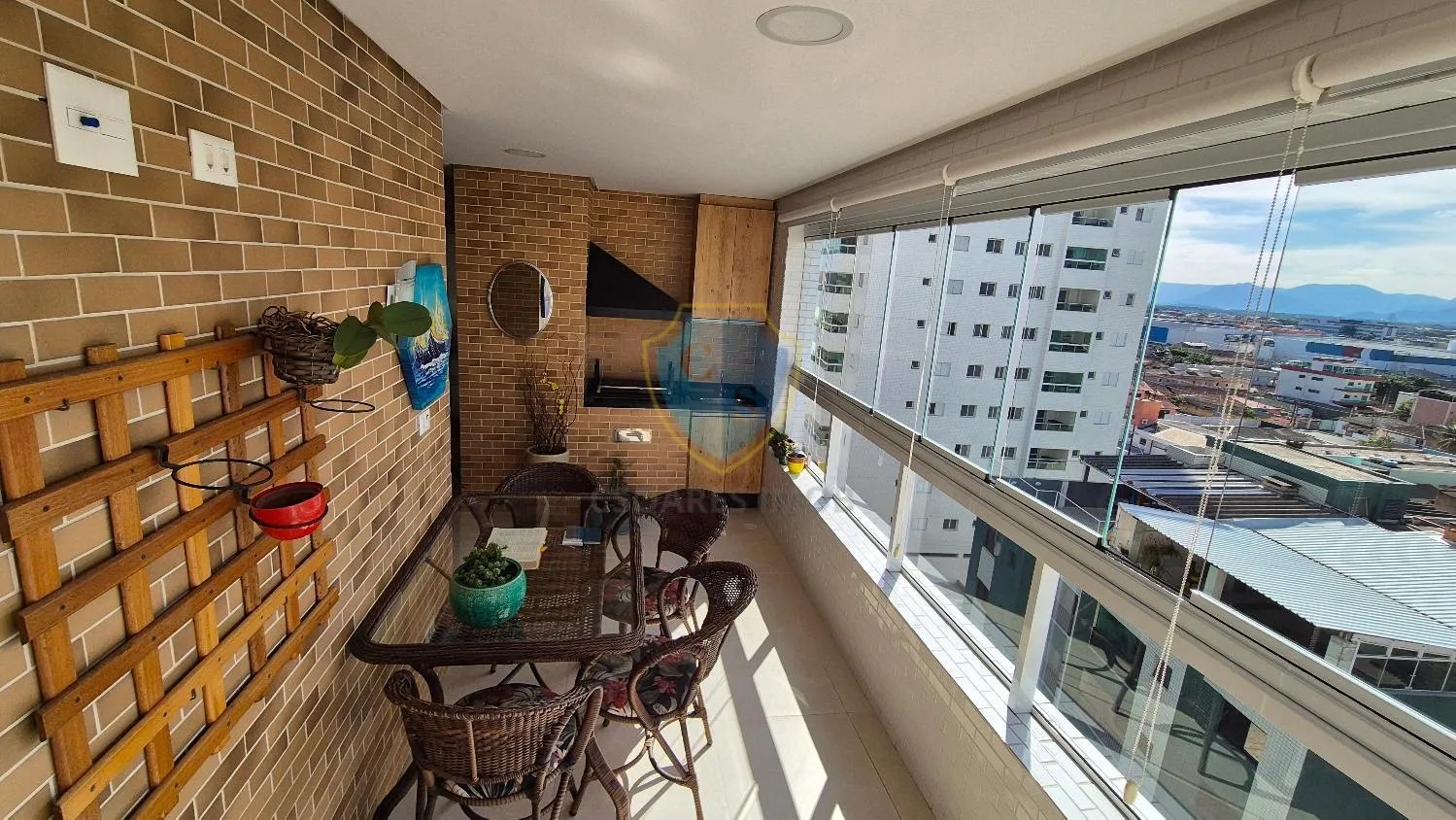 Imagem Apartamento de 2 Dorms (1 Suíte) Churrasqueira na Varanda
