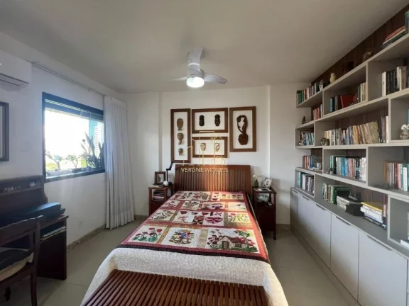 Imagem Apartamento amplo com três quartos varanda gourmet a vender na Pituba