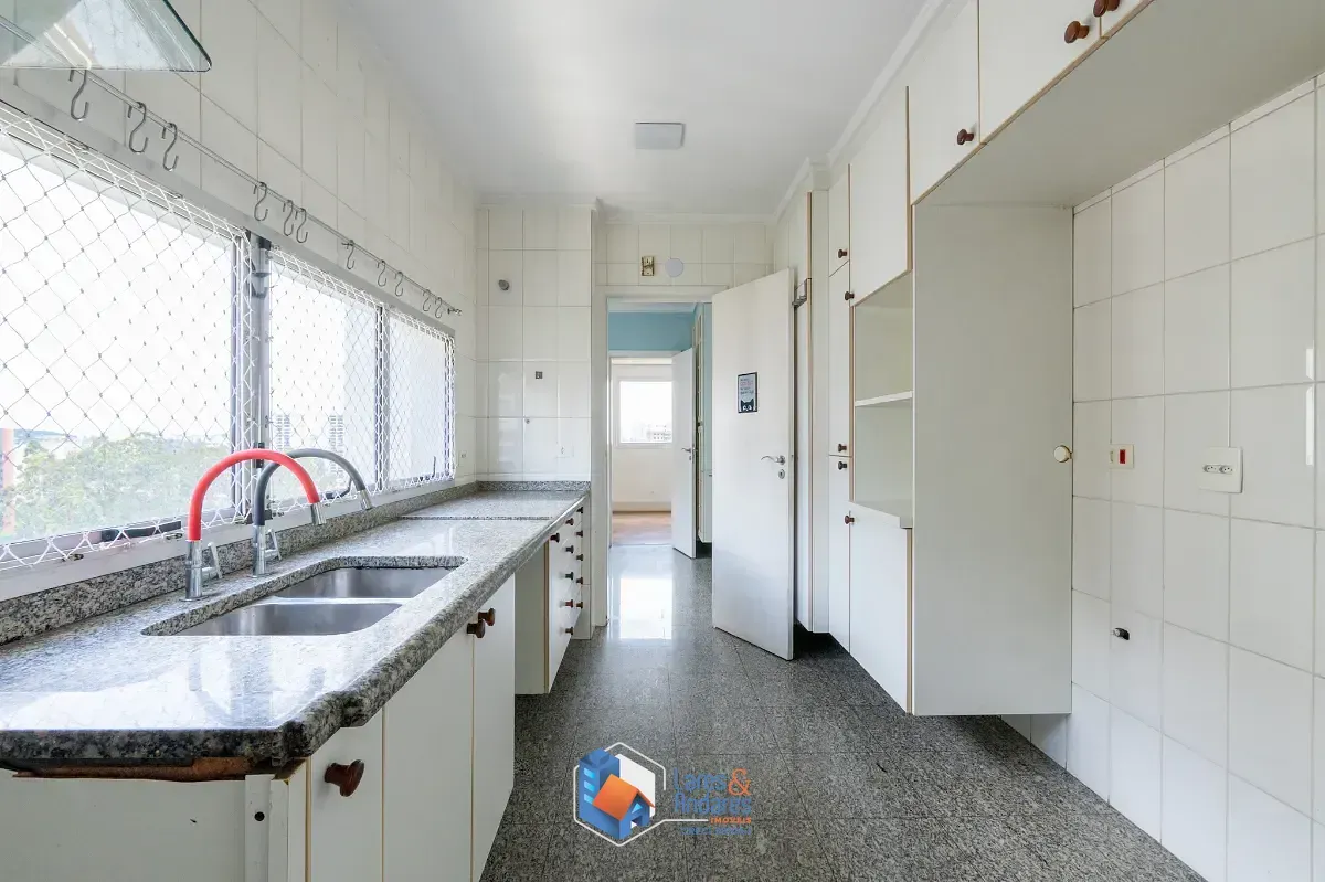 Imagem Apartamento para venda em Vila Suzana com 4 quartos, sendo 3 suítes, 199m²