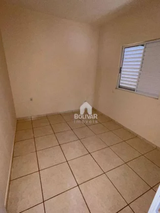 Imagem Casa com 2 dormitórios à venda, 51 m² por R$ 230.000,00 - Portal Dos Ipes - Itumbiara/GO