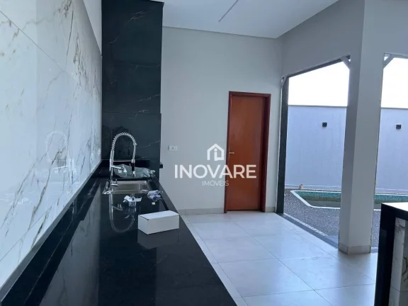 Imagem Casa com 3 dormitórios à venda, 250 m² por R$ 850.000,00 - Residencial Beira Rio I - Itumbiara/GO