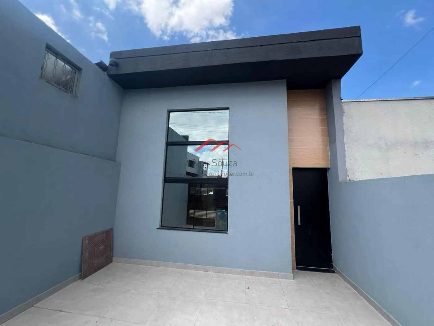 Imagem Casa para Venda em Hortolândia, Jardim Carmen Cristina, 3 dormitórios, 1 suíte, 2 banheiros, 2 vagas
