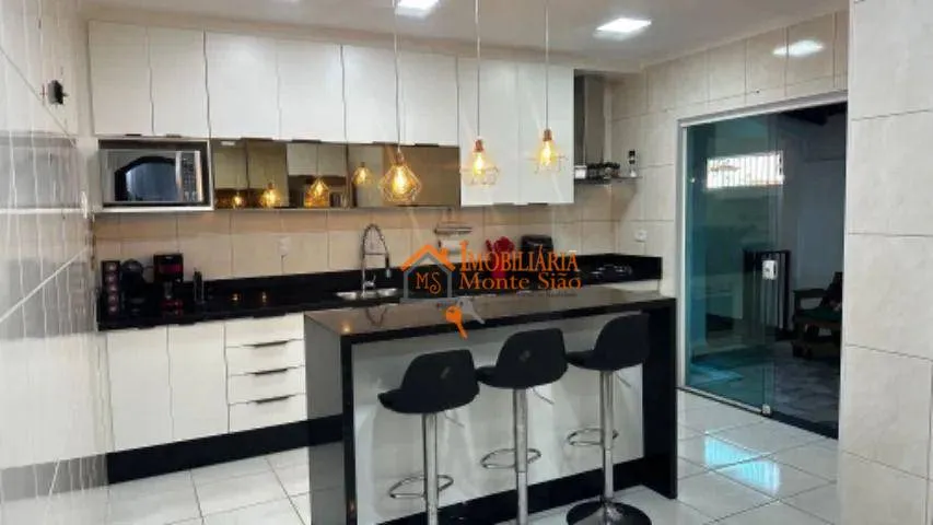 Imagem Sobrado com 3 dormitórios à venda, 200 m² por R$ 958.500,00 - Jardim Aida - Guarulhos/SP