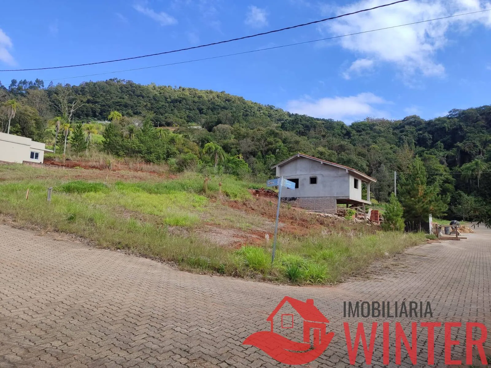 Imagem Terreno esquina com 452,70m² bairro vale do Hermes, Feliz.