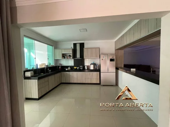 Imagem Casa 4 Quartos, sendo 1 Suite em lote de 470 m2 - Belvedere - COD 516