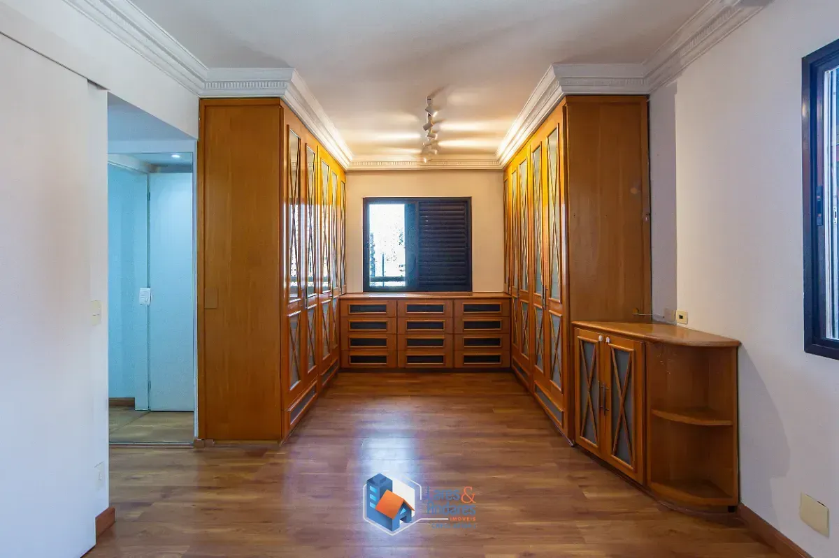 Imagem Cobertura para venda em Vila Suzana com 3 quartos, sendo 1 suíte, 223m²